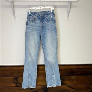 AEO Curvy 90’s Bootcut Stretch Light Wash Jeans- 2